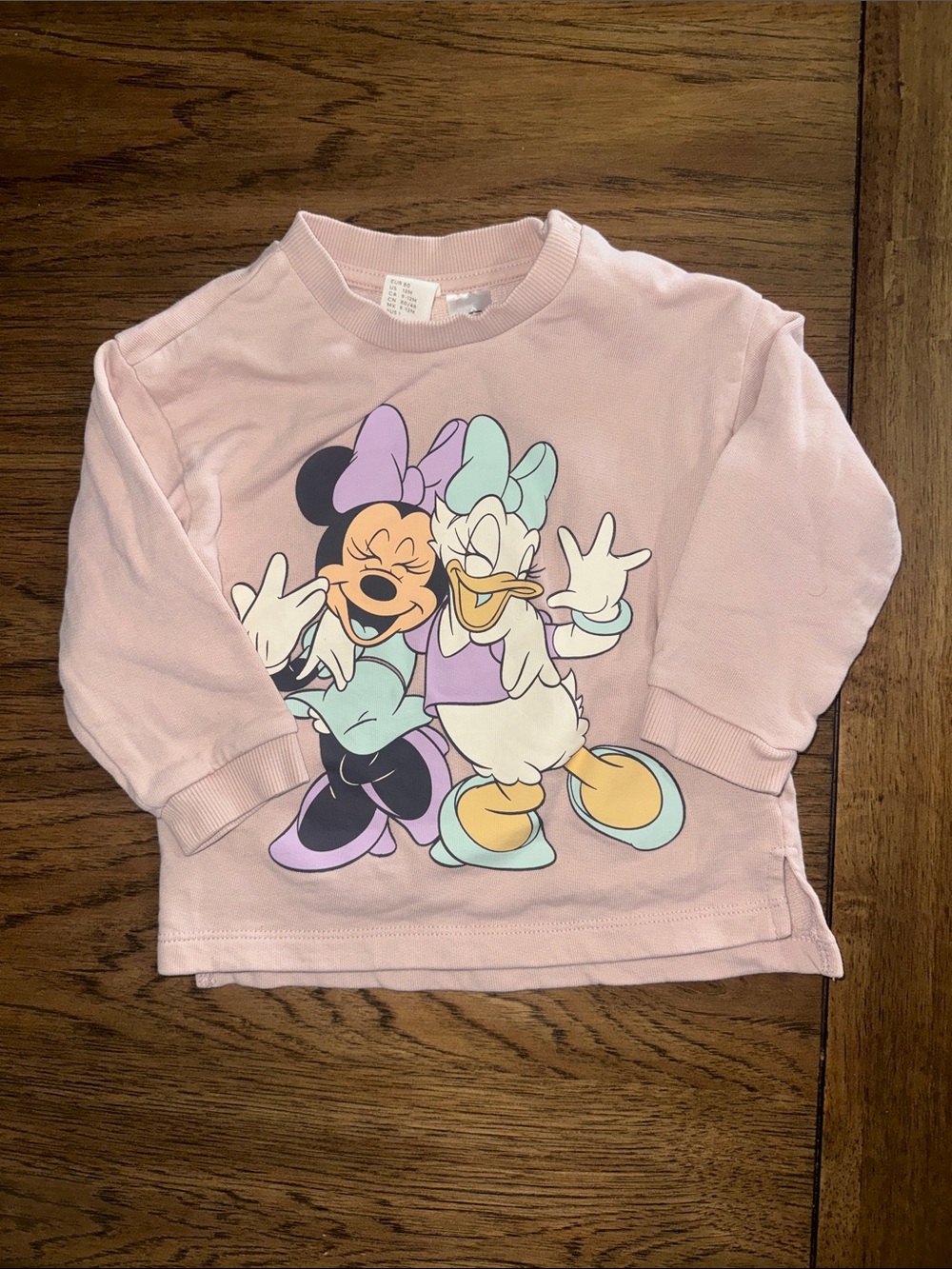 H&M Light Pink Minnie & Daisy pullover sweater Graphic